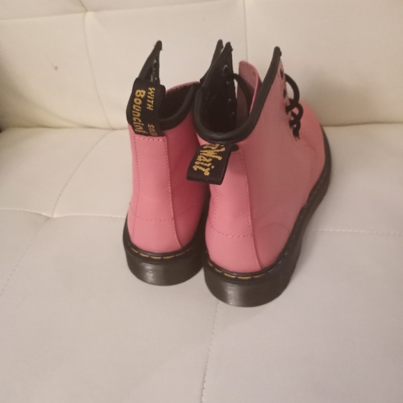 Dr Marten boots - Picture 2 of 3